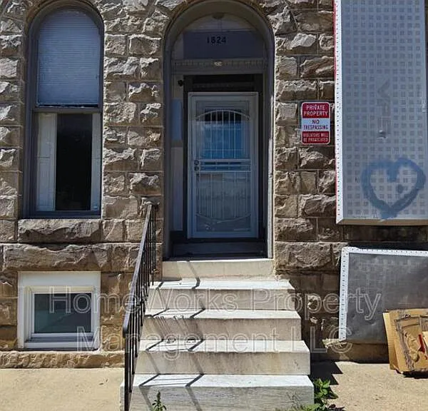 1824 Saint Paul St #1 — Photo 2