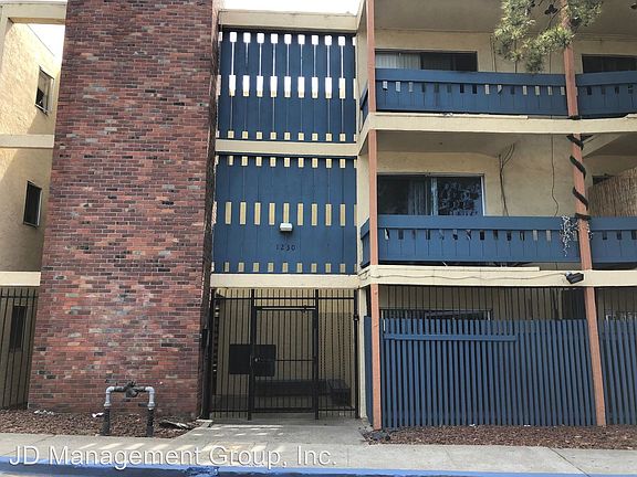 4th image of 1230 Brookside Dr APT 28