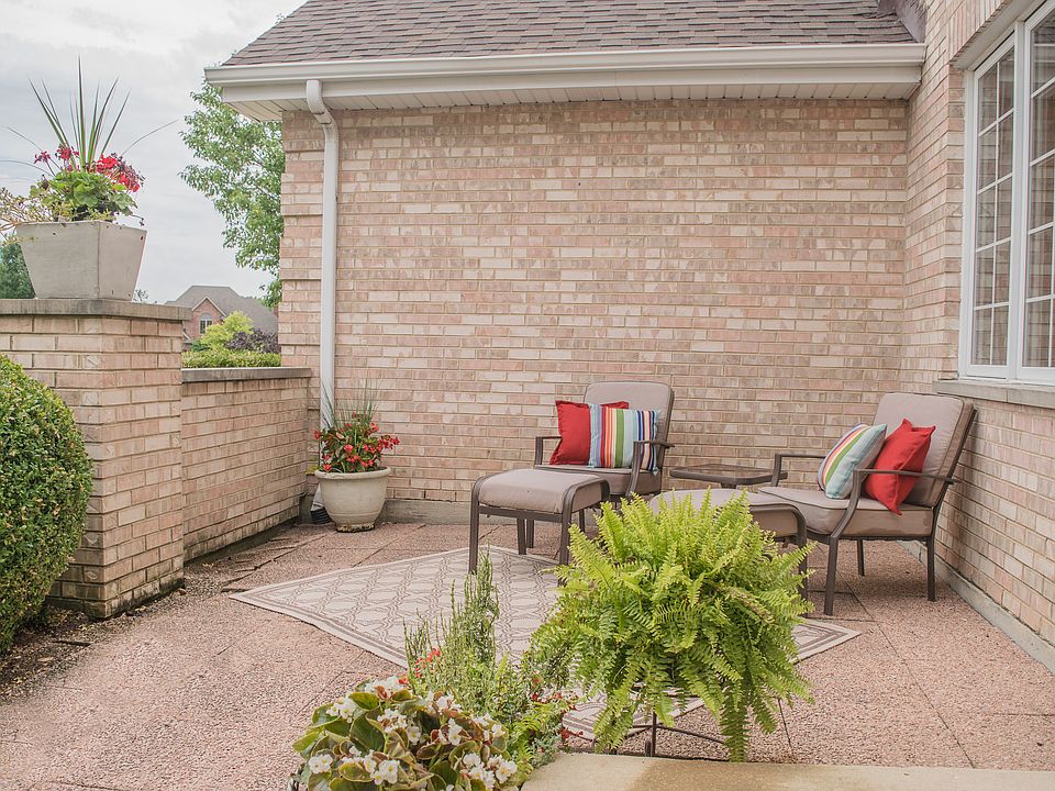 1st image of 1239 Abbey Oaks Dr