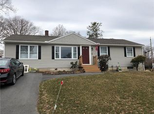 28 Holloway Ave, Coventry, RI 02816
