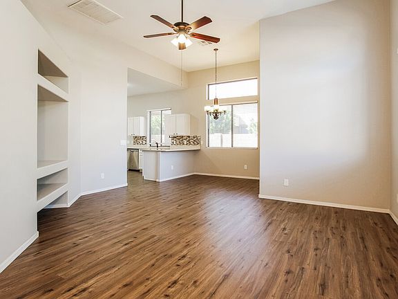 4th image of 14289 W Lexington Ave