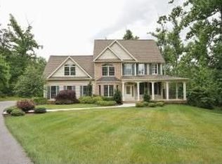 136 Claybrook Ct, Blue Ridge, VA 24064