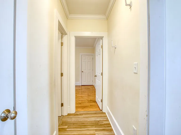 44 Glendale Ave #1 — Photo 18