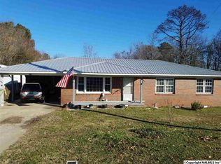 208 4th Ave NW, Arab, AL 35016