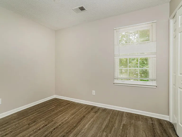 3133 Glen Hollow Dr — Photo 18