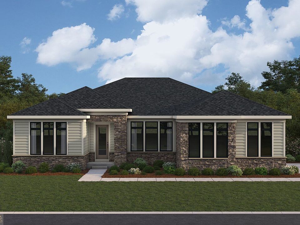 1st image of 823 Kemp Ct