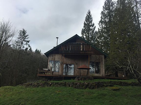 2nd image of 212 Meridian Dr