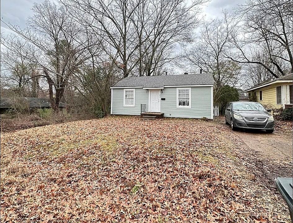 1st image of 257 E Egan St