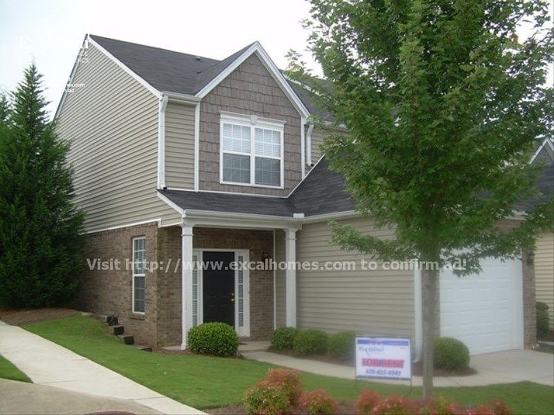 2nd image of 1515 Paramount Ln