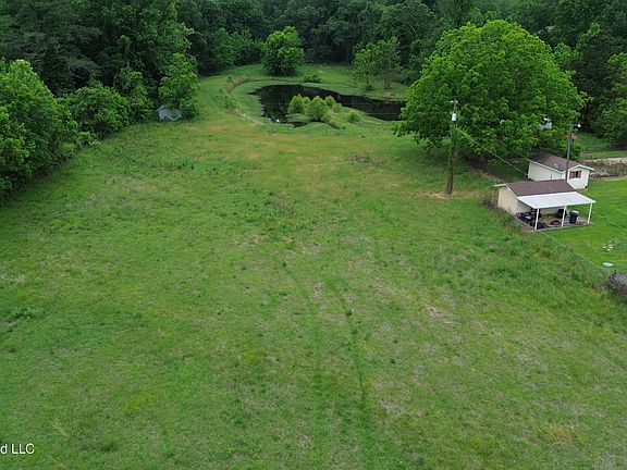 4th image of 3160 Louis Wilson Dr