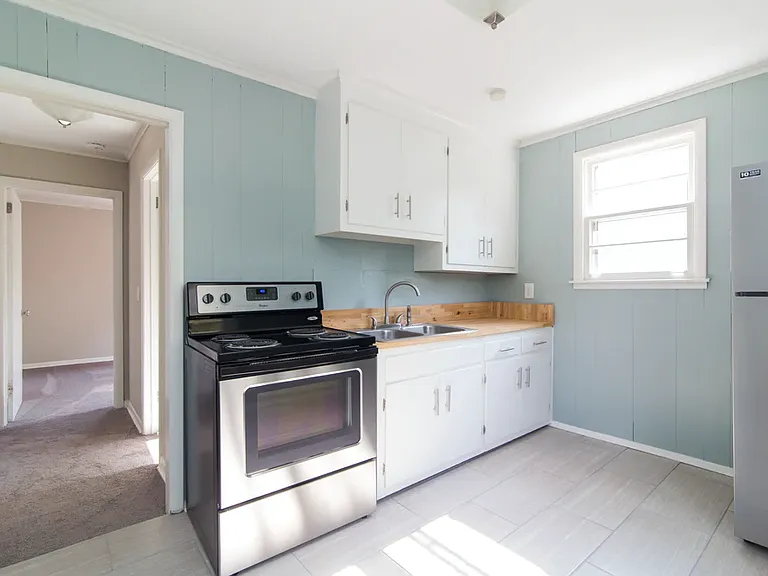 270 McGavock Pike #A — Photo 4
