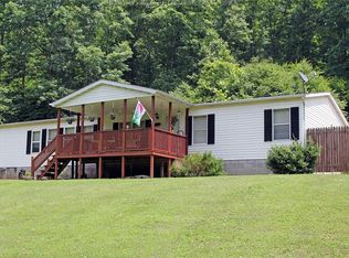614 Clio Rd, Clendenin, WV 25045