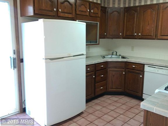 Kitchen with Ceramic Tile Counters