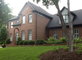 442 43rd Ave NW, Hickory, NC 28601