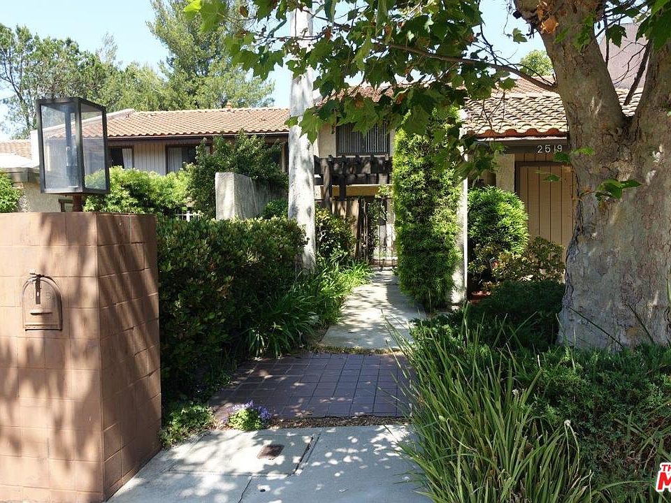 1st image of 2519 Almaden Ct