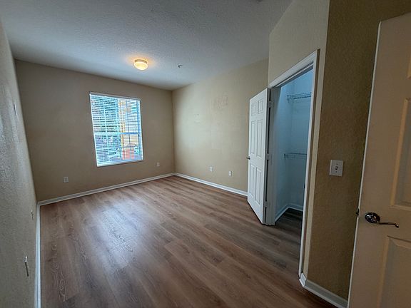 5th image of 6335 Contessa Dr APT 204