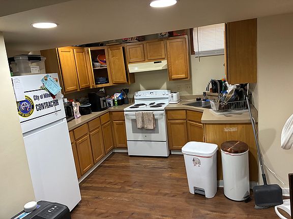 4th image of 2940 N Maryland Ave #2940A