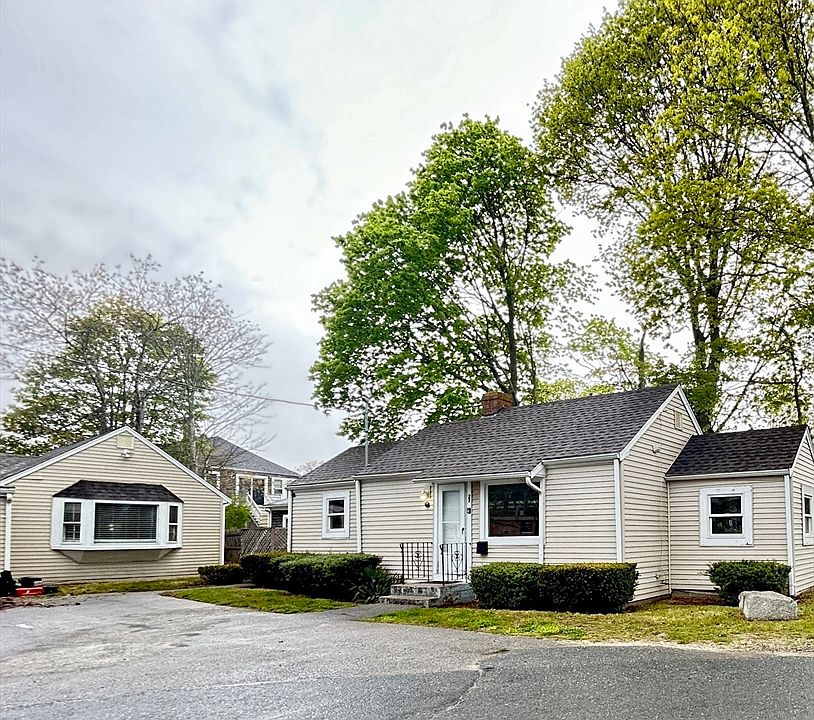 1st image of 22 Oak Neck Rd