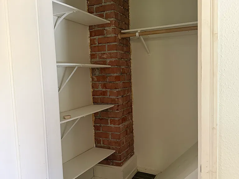 801 S 10th Ave — Photo 15