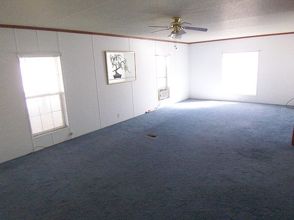 4th image of 42 W Oak Ave