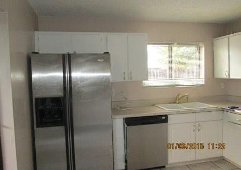 3rd image of 9550 SW 148th Avenue Cir N