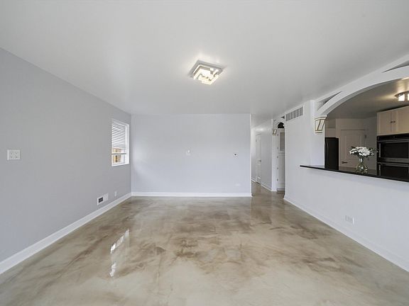 5th image of 3853 W 83rd Pl