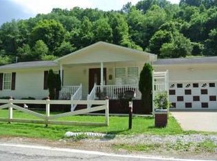 4545 Hughes Branch Rd, Huntington, WV 25701