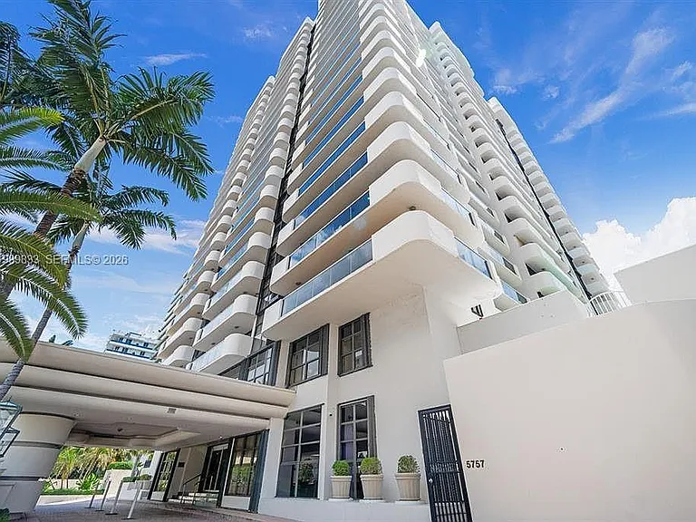 5757 Collins Ave #1003 — Photo 61