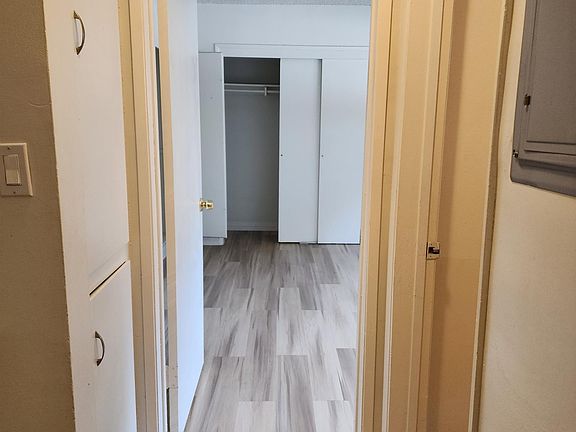 5th image of 2715 S Fremont Ave APT 9
