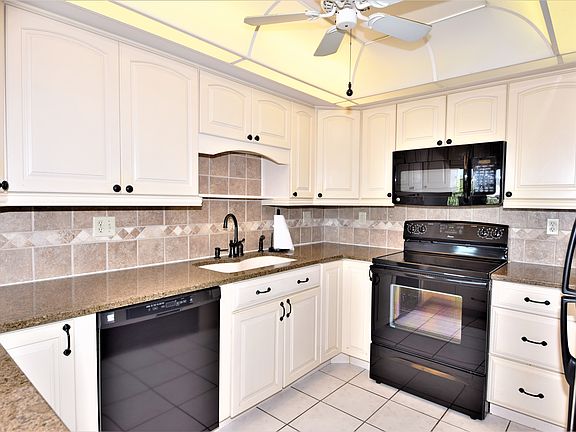 4th image of 504 Fillmore Ave APT A8