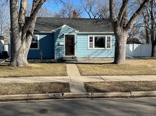 706 N Jackson St, Aberdeen, SD 57401