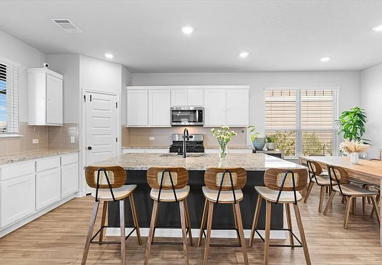 2120 Alice Jay Way — Photo 15