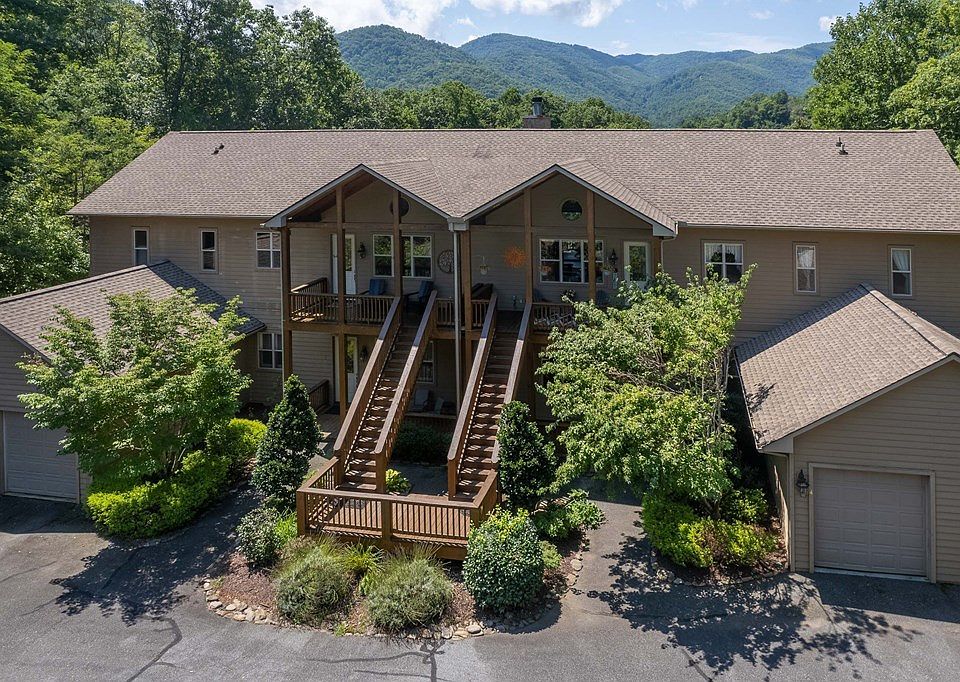 160 White Oak Point Whittier NC Zillow