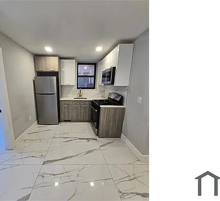 3 bed, $2,550 — Photo 1