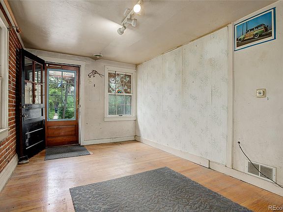 3rd image of 2040 S Pearl Street