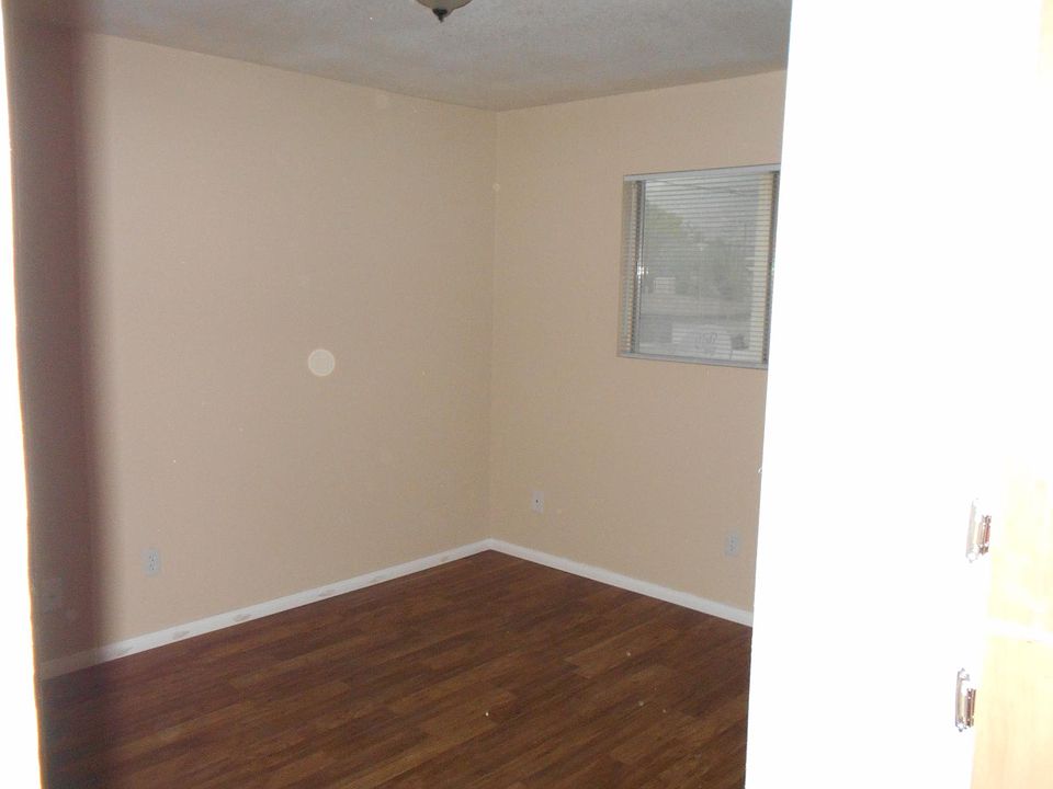 1st image of 3890 N Lugo Ave APT 4