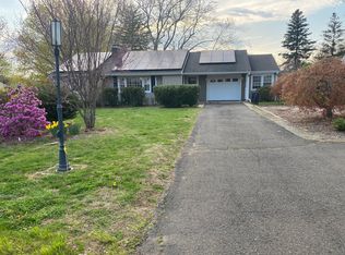 64 High St, Portland, CT 06480