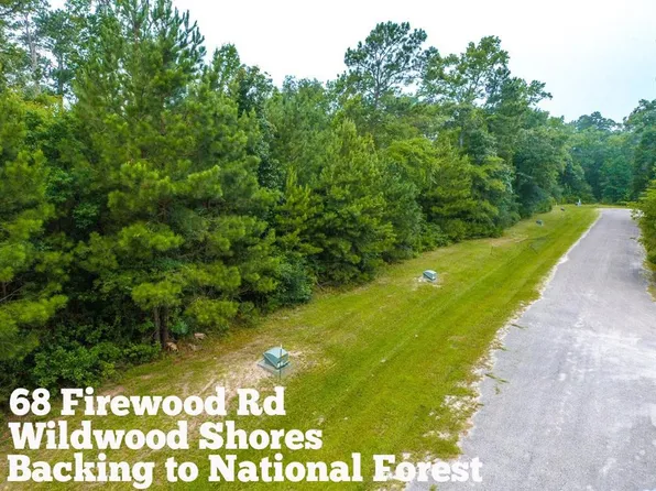 68 Firewood Rd, Huntsville, TX 77340