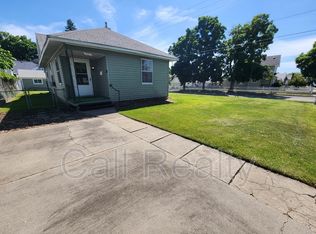 829 W Chelan Ave, Spokane, WA 99205
