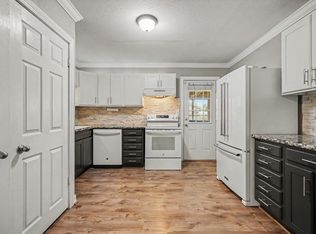 905 15th Ave N, Texas City, TX 77590