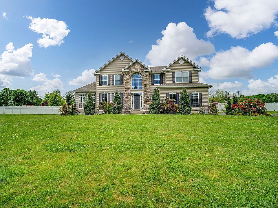 3 Derek Ct Manalapan NJ 07726 Zillow