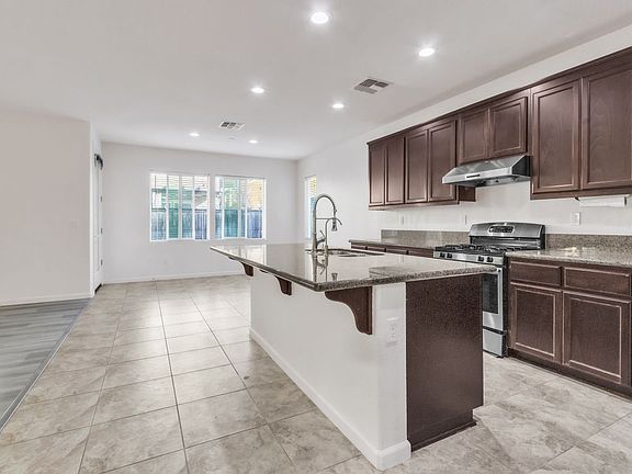 5th image of 8429 Vila Gale Way