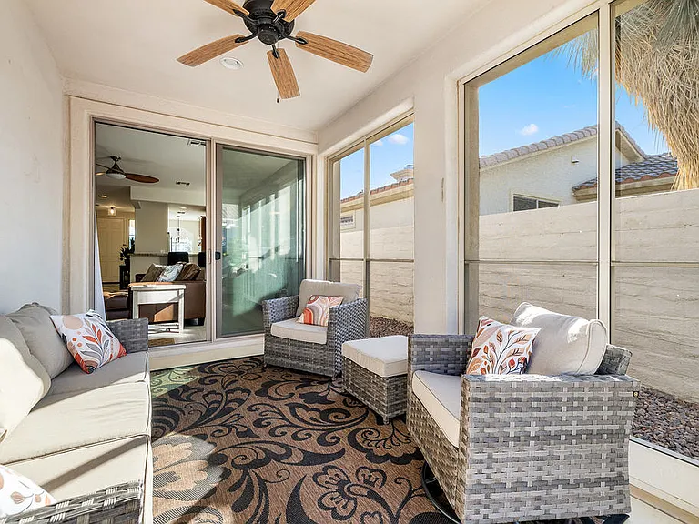 40201 Calle Santa Claudia — Photo 19
