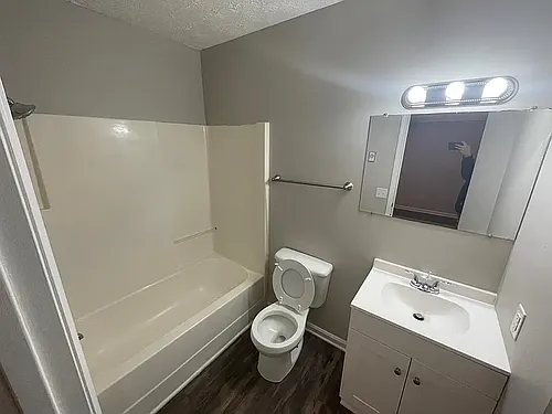 1640 Foxhaven Dr #1 Photo 1