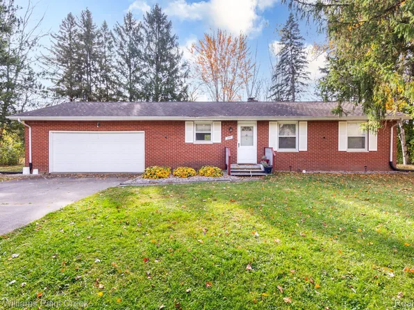 2822 Stanton Dr, Saginaw, MI 48601