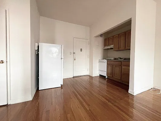 Rented by Douglas Elliman | media 3