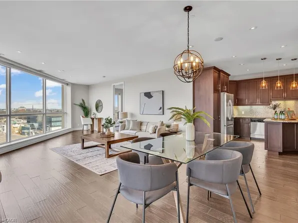 223 Erb St W #502, Waterloo, ON N2L 0B3