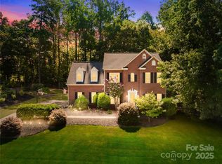 1013 Muirfield Dr, Mooresville, NC 28115