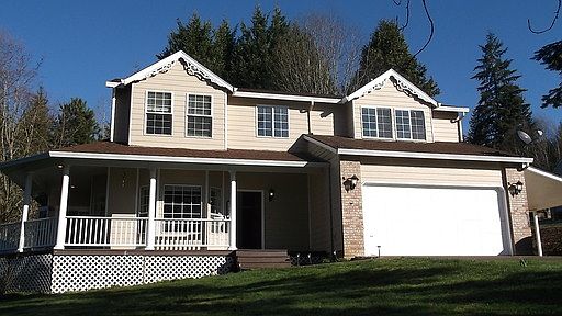 1st image of 18008 NE 202nd St