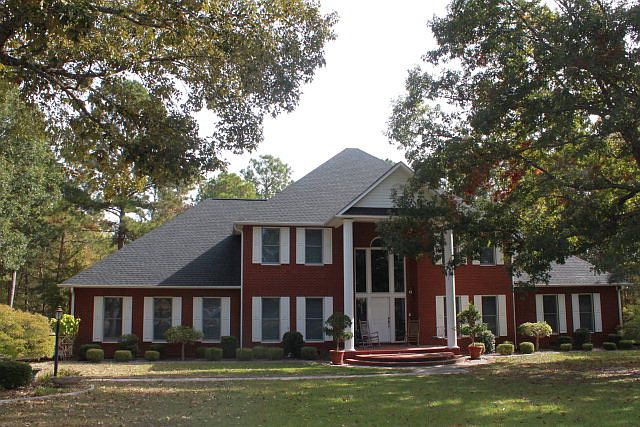 1st image of 1901 Woodland Ct